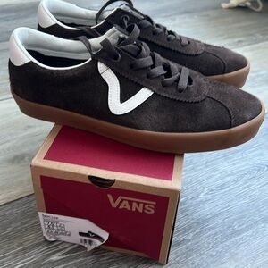 Brand new vans sport low in chocolate brown